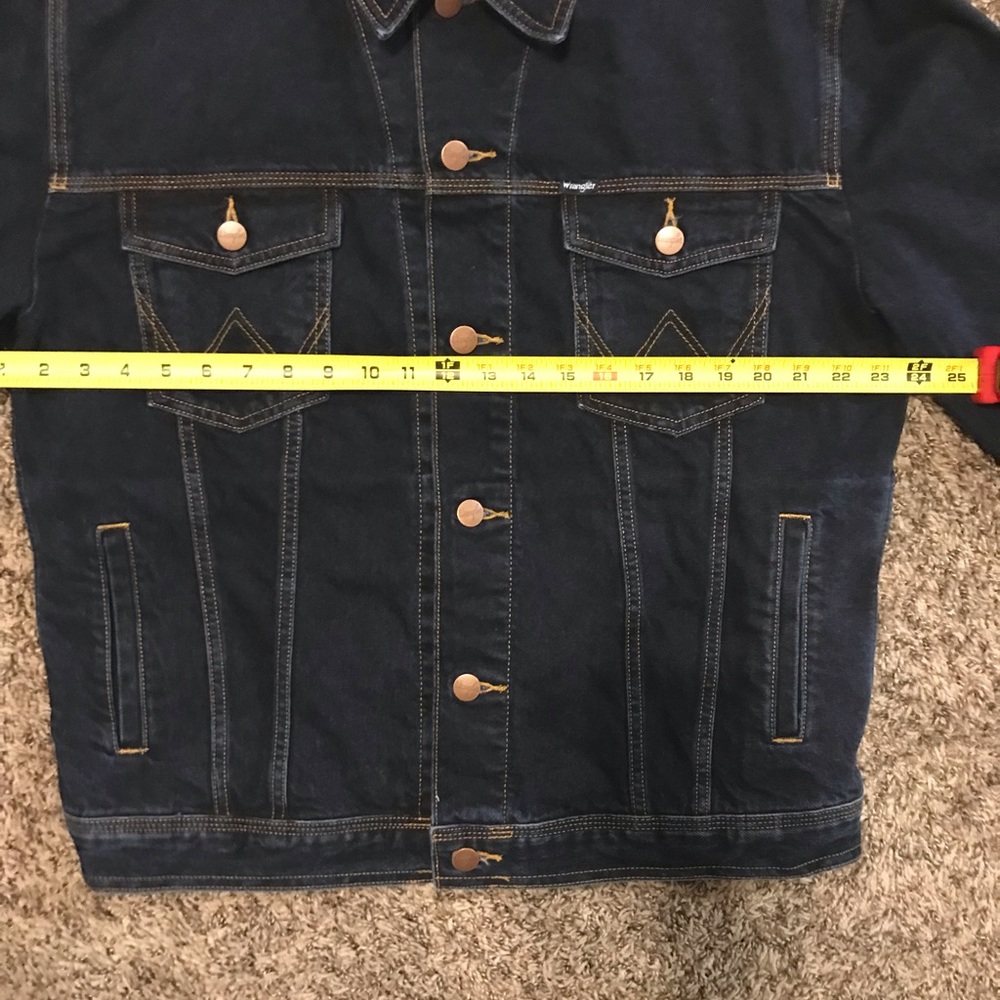 Wrangler - Picture 14 of 14